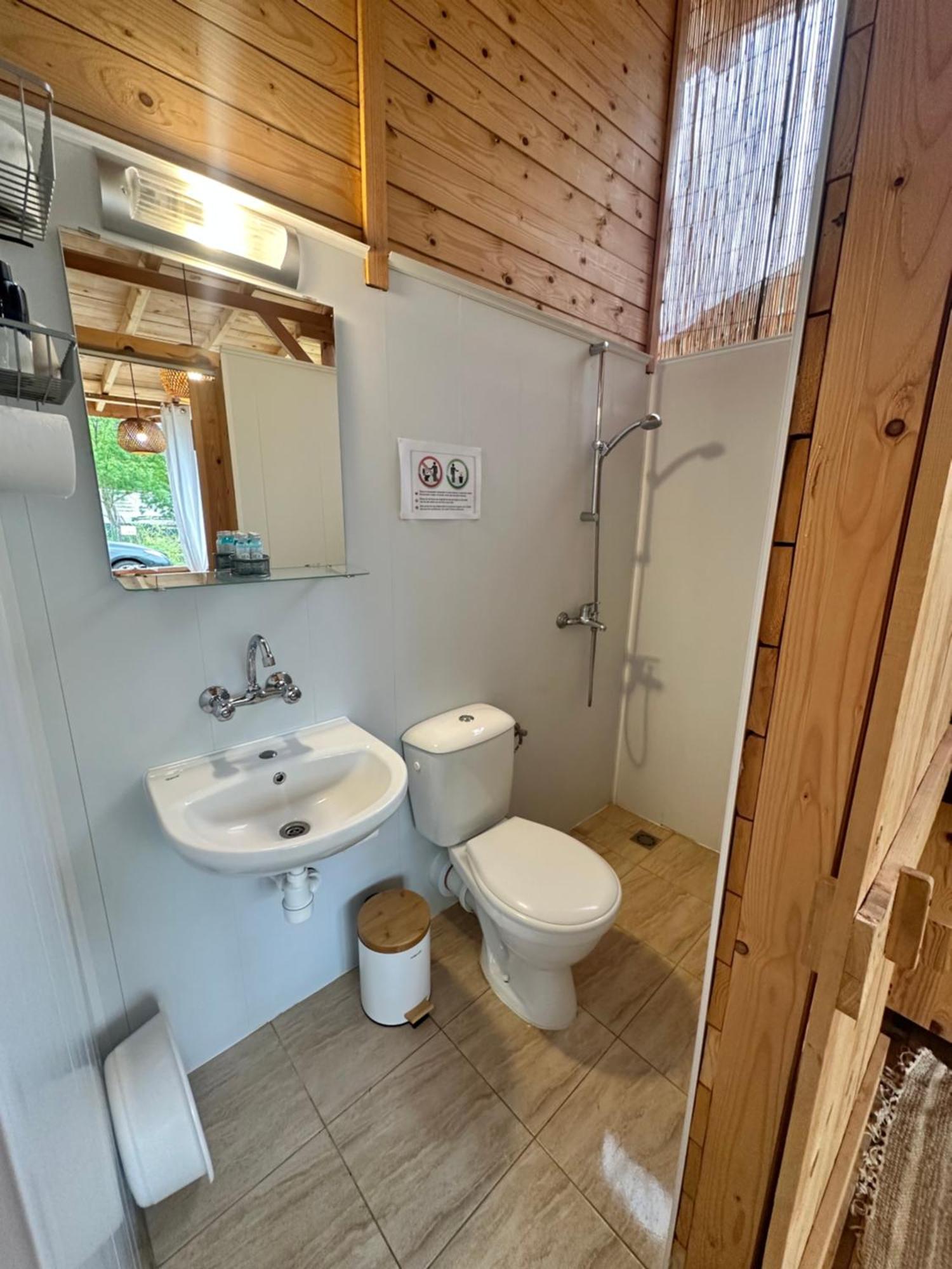 Hotel Cozyvan Каравана Под Наем Sosopol Exterior foto